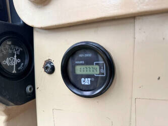 2013-caterpillar-140k-1424754-45554317