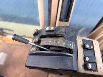 2013-caterpillar-140k-1424754-45554319