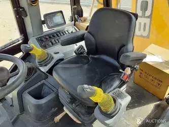 2025-jcb-3cx-pro-1424440-45554461