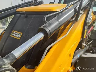 2025-jcb-3cx-pro-1424440-45554489