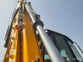 2025-jcb-3cx-pro-1424440-45554494