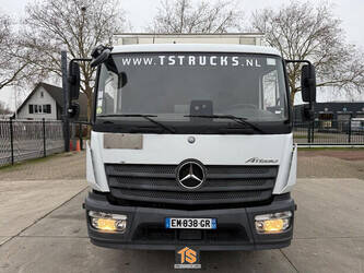 2017-mercedes-benz-atego-1424757-45554774