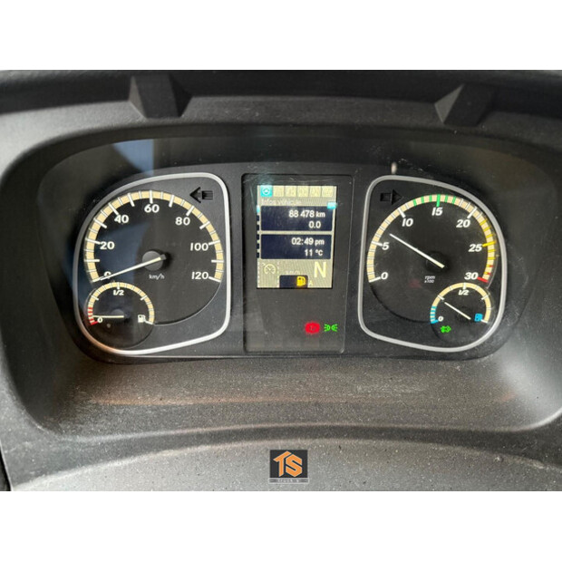 2017 مرسيدس بنز ATEGO-45554800