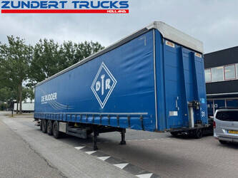 2016-a-d-others-45554973