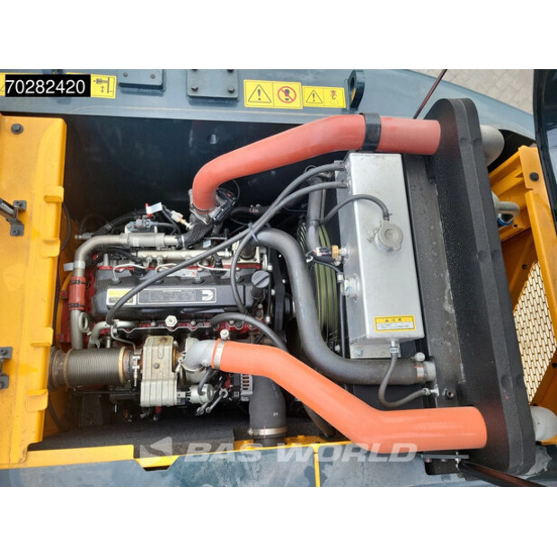 2025 هيونداي HX130-45555046