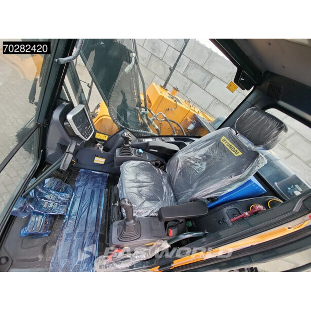 2025 هيونداي HX130-45555067