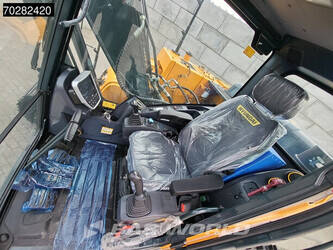 2025-hyundai-hx130-1294550-45555067