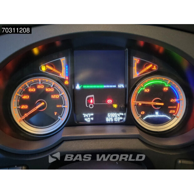 2021 داف XF 480-45555783