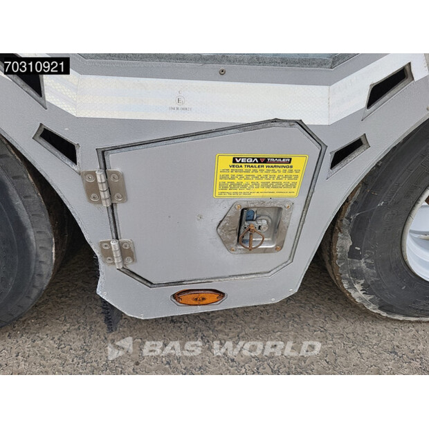 2025 Vega OTHERS-45555818