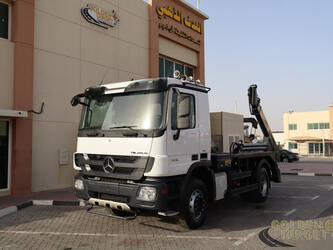 2014-mercedes-benz-actros-1836-1424796-45559269