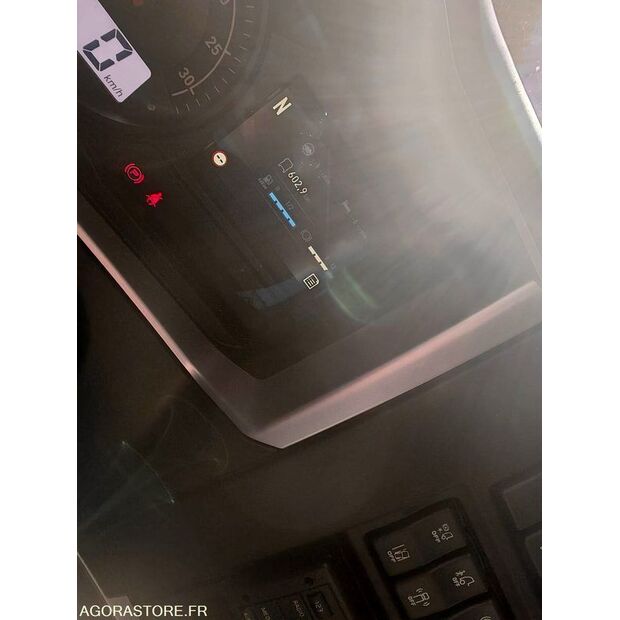 2025 Renault D16-45568944