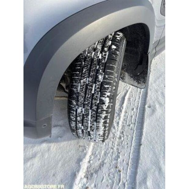 2021 لاند روفر Defender-45569007