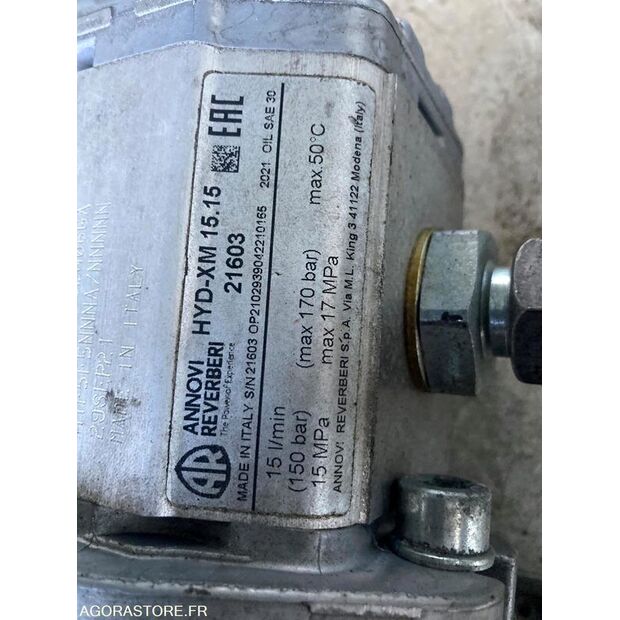 2022 Renault D-45569086