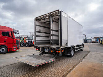 2013-renault-midlum-220-dxi-1424829-45569451