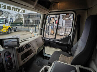 2013-renault-midlum-220-dxi-1424829-45569460