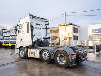 2015-renault-t520-1424830-45569477