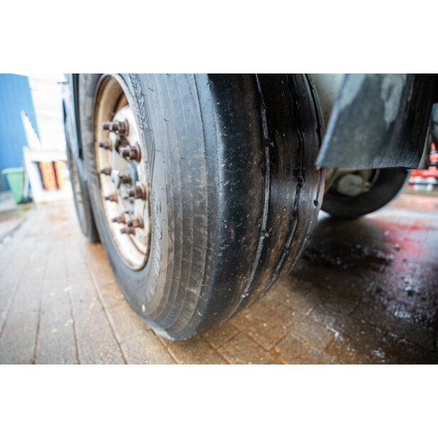 2014 مايزونوف OTHERS-45569532