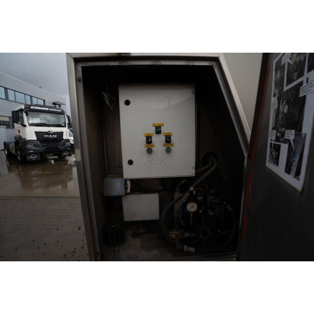 2014 مايزونوف OTHERS-45569536