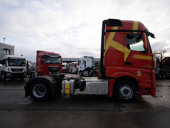 2018-mercedes-benz-actros-1843-ls-1424832-45569545