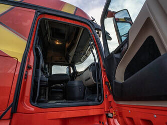 2018-mercedes-benz-actros-1843-ls-1424832-45569558