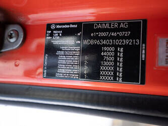 2018-mercedes-benz-actros-1843-ls-1424832-45569561