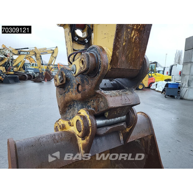 2016 Caterpillar 325FLCR-45569660