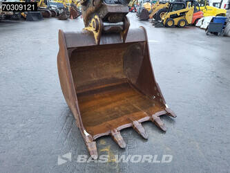 2016-caterpillar-325flcr-1424786-45569661