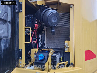 2016-caterpillar-325flcr-1424786-45569667