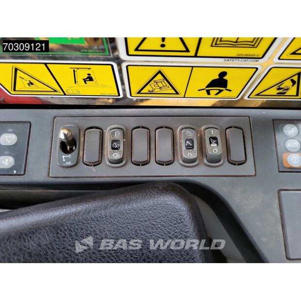 2016 Caterpillar 325FLCR-45569680