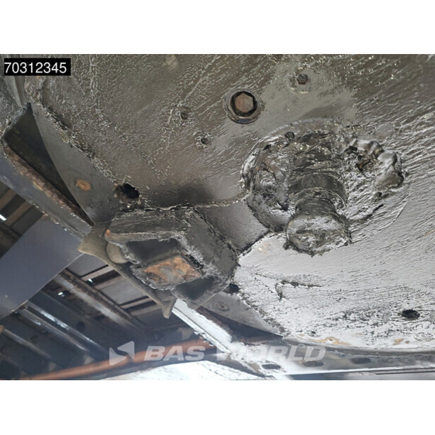 2002 باكتون TBD339-45569881