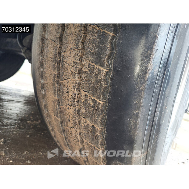 2002 باكتون TBD339-45569888