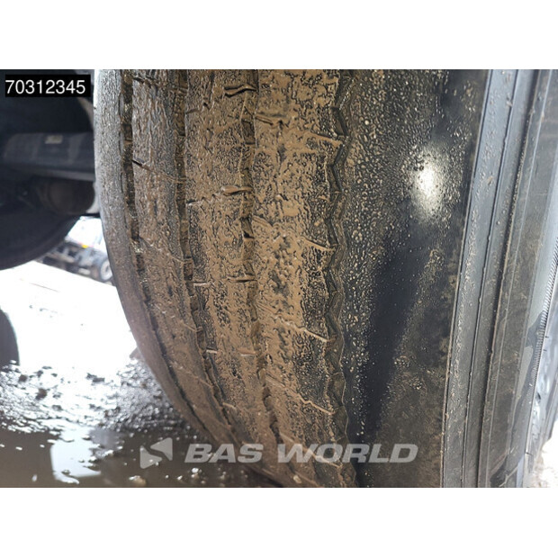 2002 باكتون TBD339-45569890