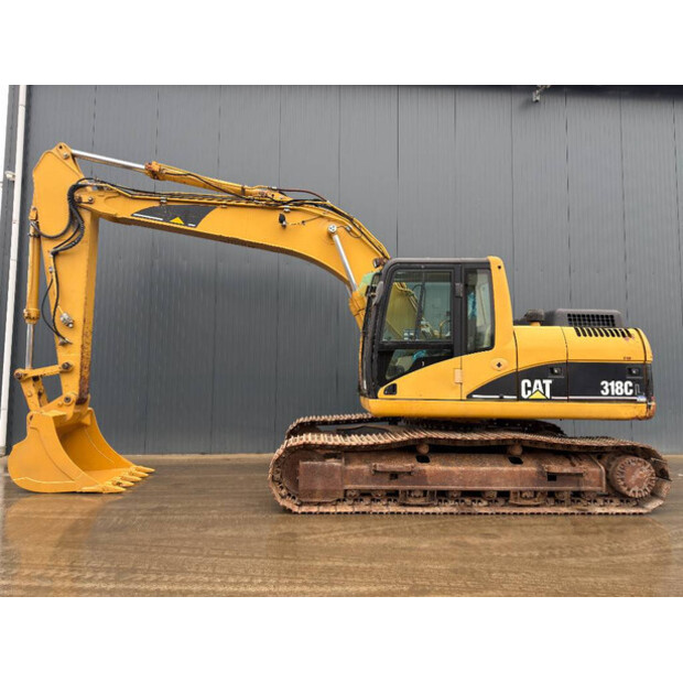 2004 كاتربيلر 318CL-45571329