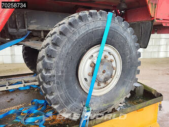 2009-renault-thomas-1424772-45572056