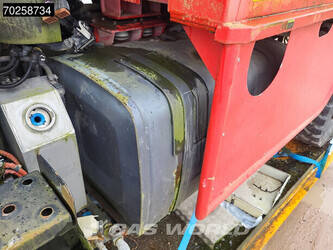 2009-renault-thomas-1424772-45572067