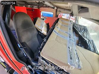 2009-renault-thomas-1424772-45572078