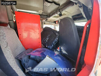 2009-renault-thomas-1424772-45572079