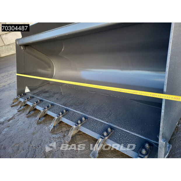 2025 CASE 851NX CP-45572163