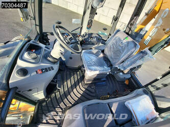 2025-case-851nx-cp-45572176