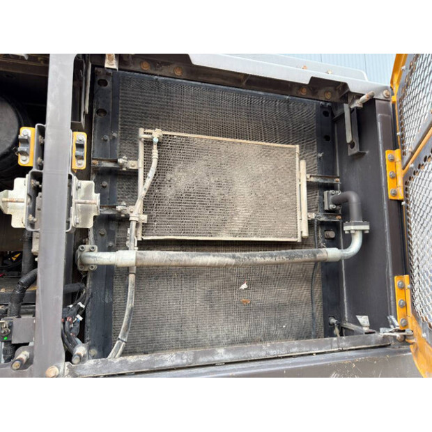 2019 Volvo EC300EL-45572309