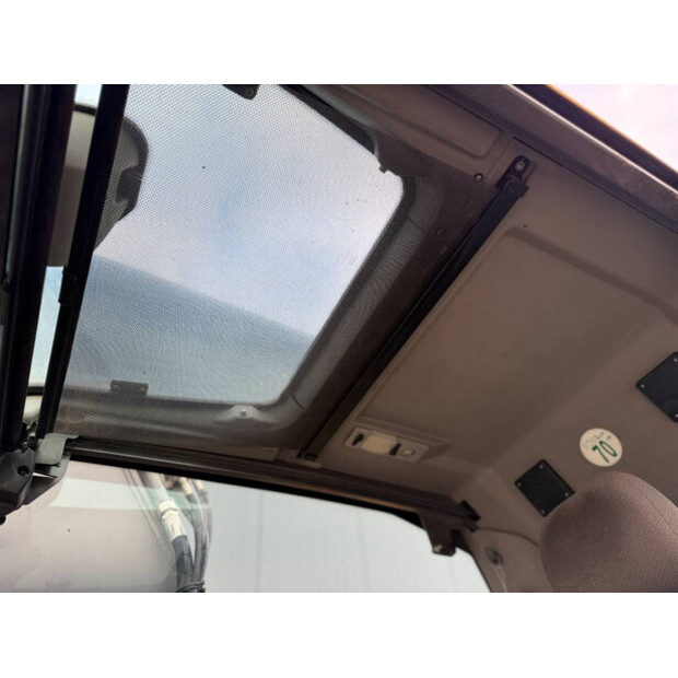 2019 Volvo EC300EL-45572318