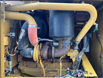 2018-caterpillar-140k-1424896-45573232