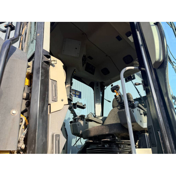 2013 كاتربيلر 140M2-45573302