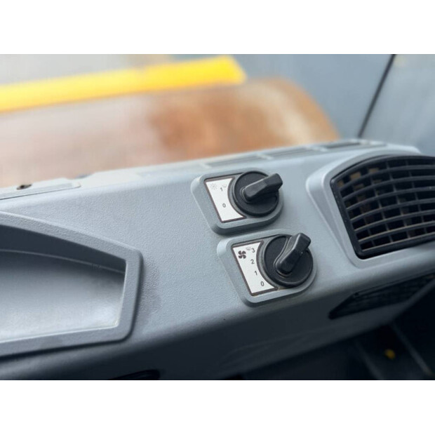 2017 BOMAG BW213D-5-45574133