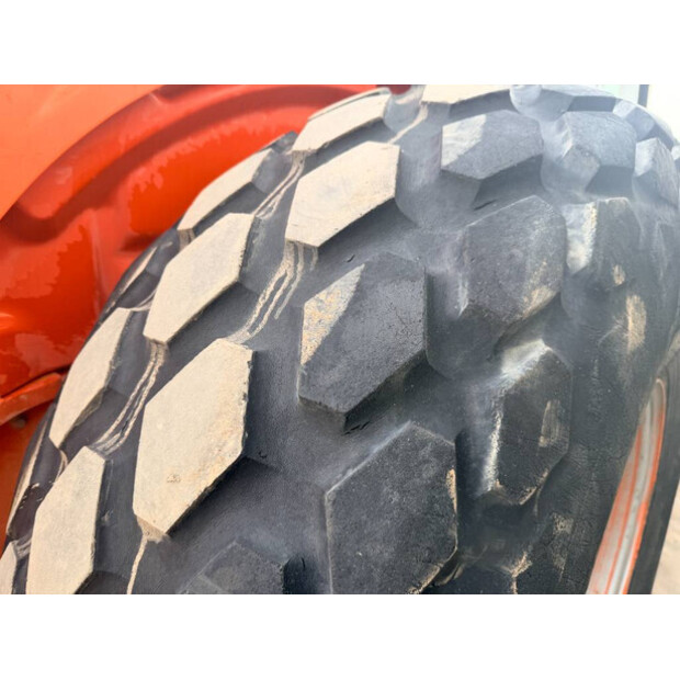 2011 Caterpillar CS74-45574205