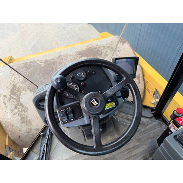 2011 Caterpillar CS76 XT-45574292