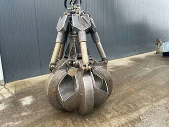 2010-fuchs-mhl350-1424929-45574536