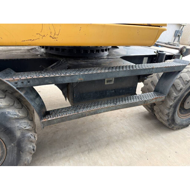 2005 Caterpillar M322C-45574697