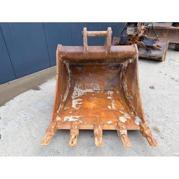 2013 فولفو EW180D-45574812