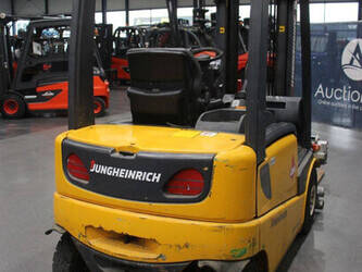 2003-jungheinrich-efg-vac25-45575316